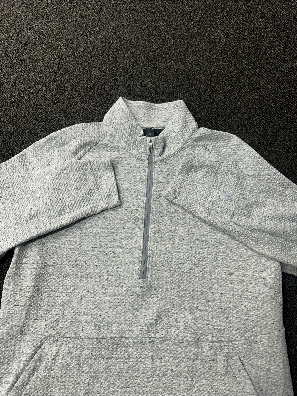 Lululemon At Ease 1/2 Half Zip Pullover Mens M Med Light Gray Textured LM3DLUS